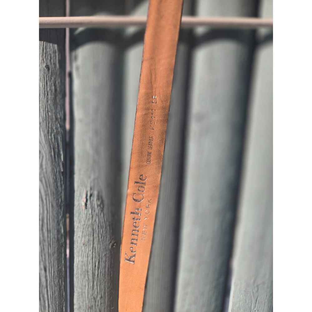 Kenneth Cole Vintage Leather Belt - Picture 2 of 3